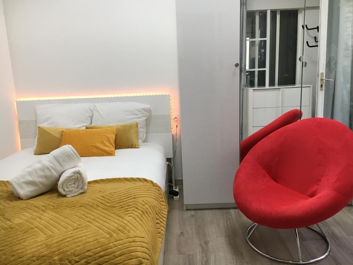 Exceptionnelle maison de ville ✧Cour privée ✧Métro Paris Extérieur photo